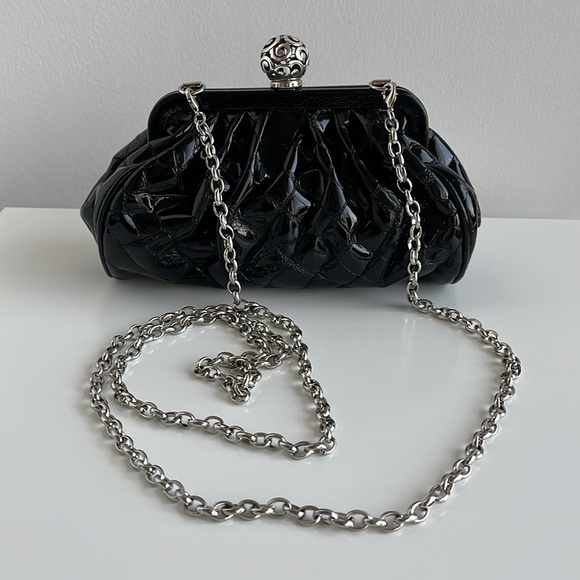 Brighton Patent Embossed Purse with removable chain. - Picture 5 of 16